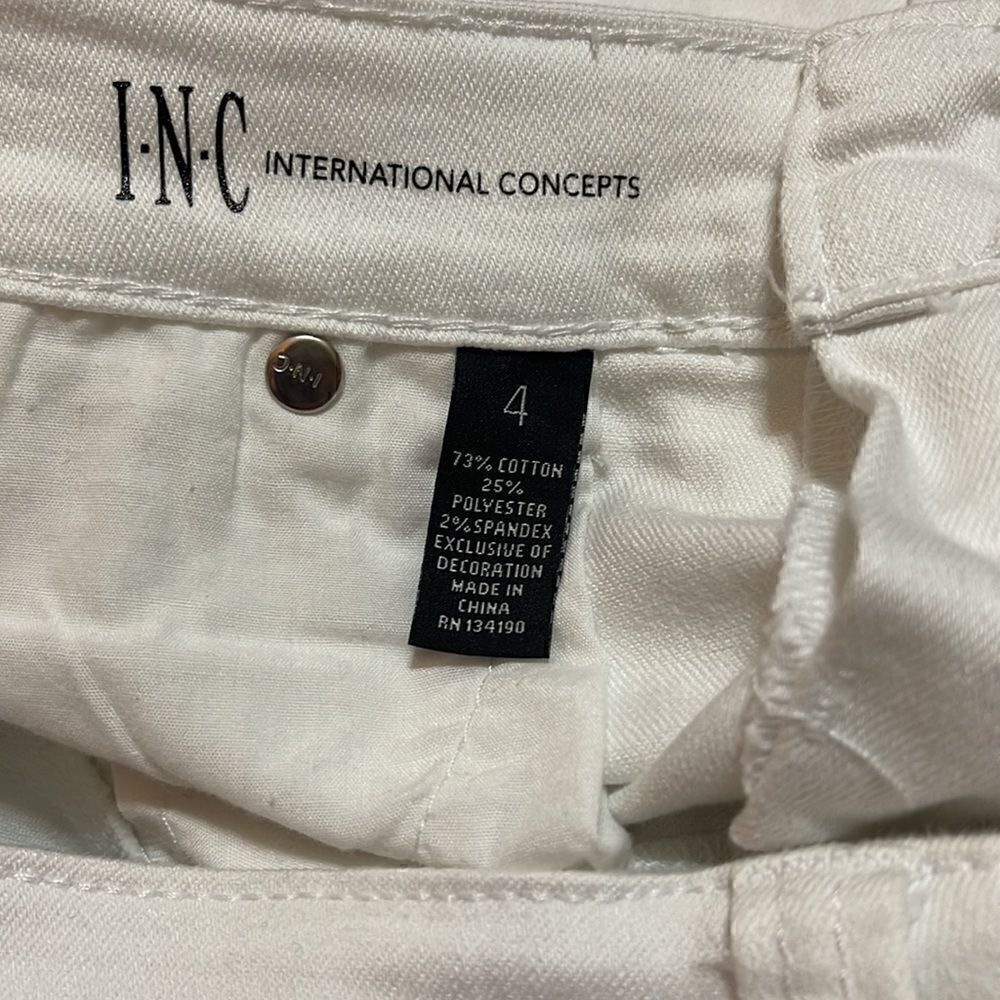 INC Denim Skinny Leg Regular Fit Crop, Women’s Size 4/27, White Jeans, Low Rise - Picture 6 of 6